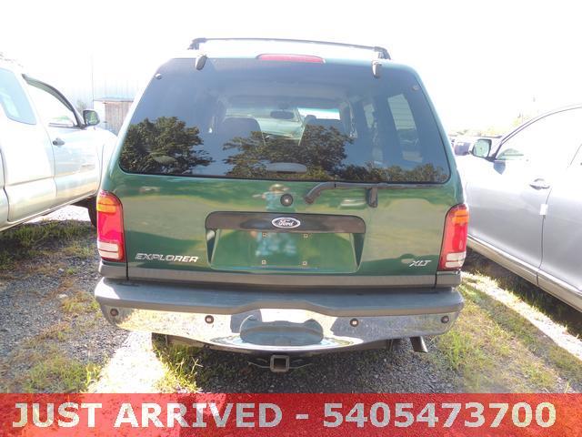 2000 Ford Explorer ESi