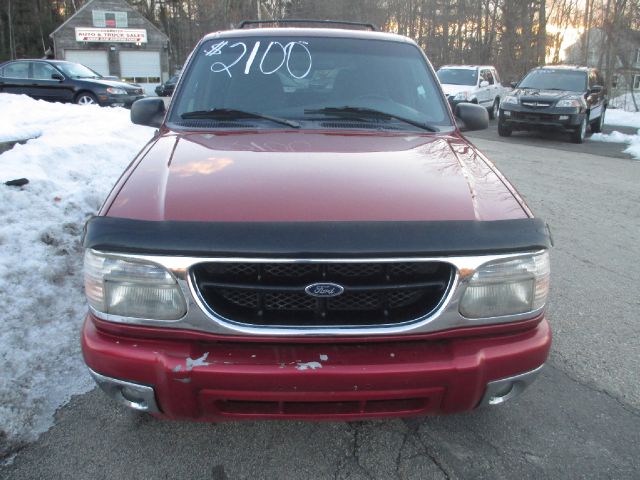 2000 Ford Explorer SL 4x4 Regular Cab