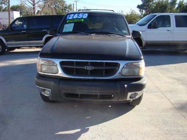 2000 Ford Explorer SL 4x4 Regular Cab