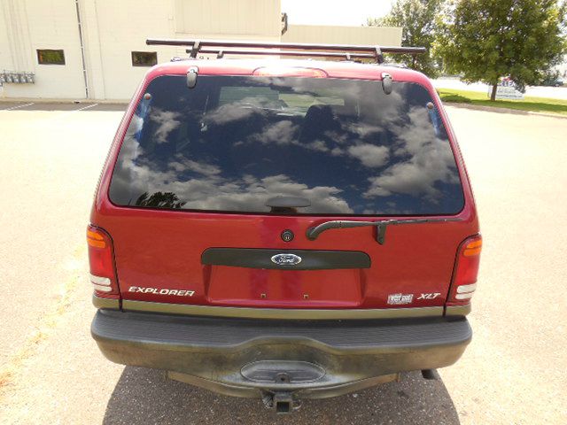 2000 Ford Explorer SL 4x4 Regular Cab