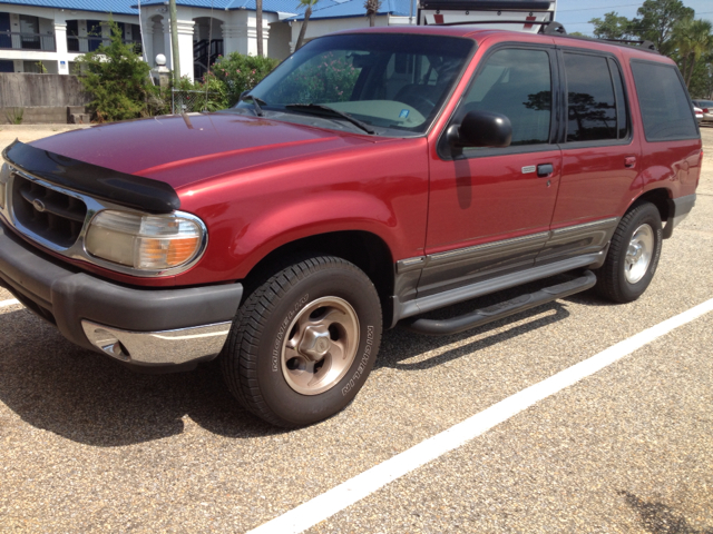 2000 Ford Explorer SL 4x4 Regular Cab