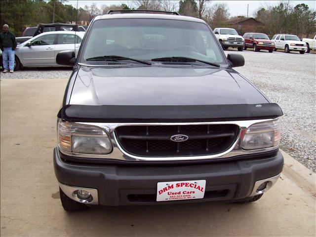 2001 Ford Explorer ESi