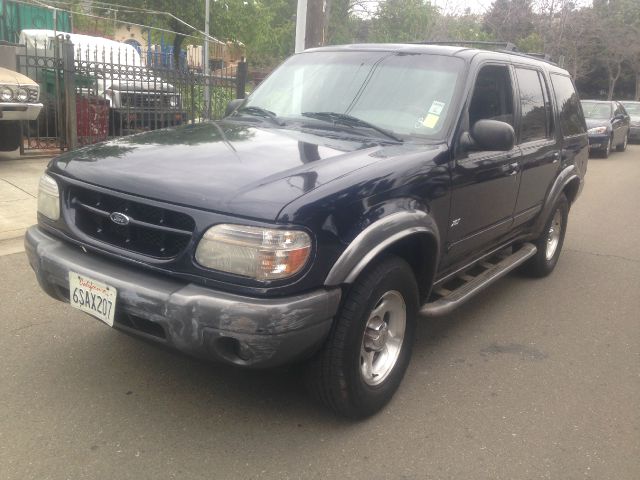 2001 Ford Explorer SL 4x4 Regular Cab