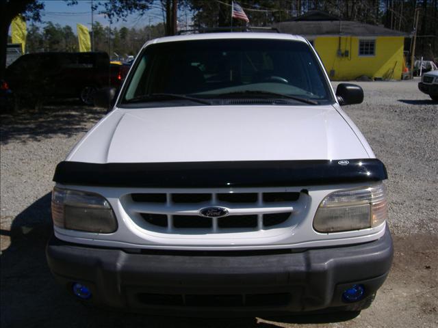 2001 Ford Explorer XLS