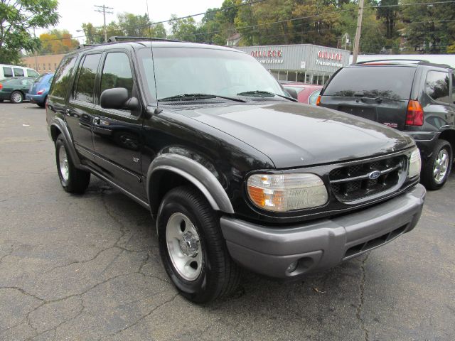 2001 Ford Explorer SL 4x4 Regular Cab