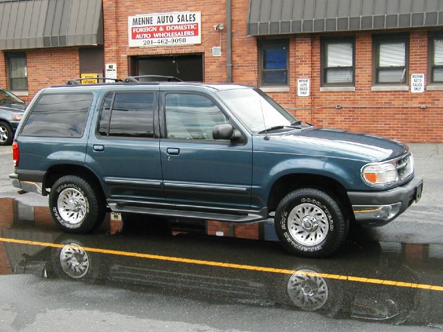 2001 Ford Explorer SL 4x4 Regular Cab