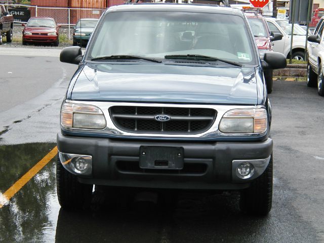 2001 Ford Explorer SL 4x4 Regular Cab