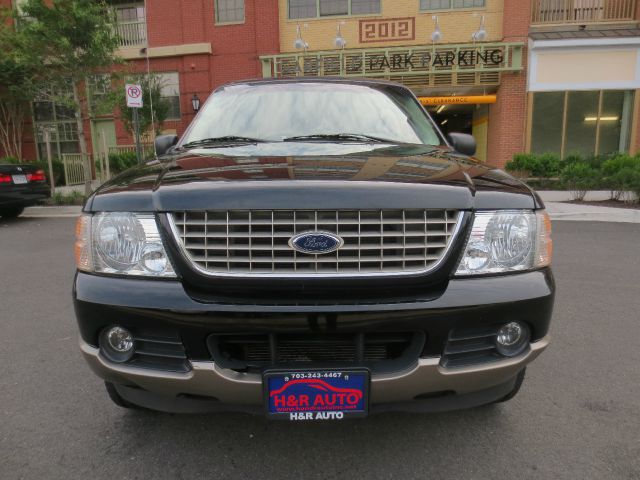 2002 Ford Explorer E320 - Extra Sharp