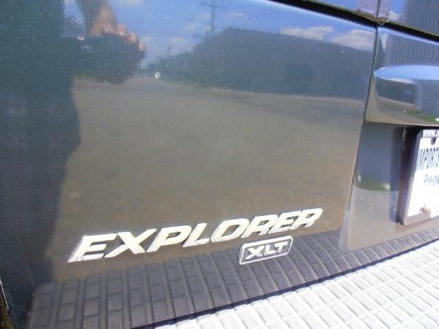 2002 Ford Explorer SL 4x4 Regular Cab