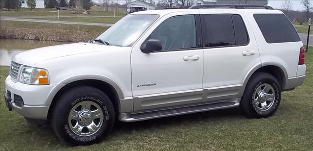 2002 Ford Explorer SLT 25