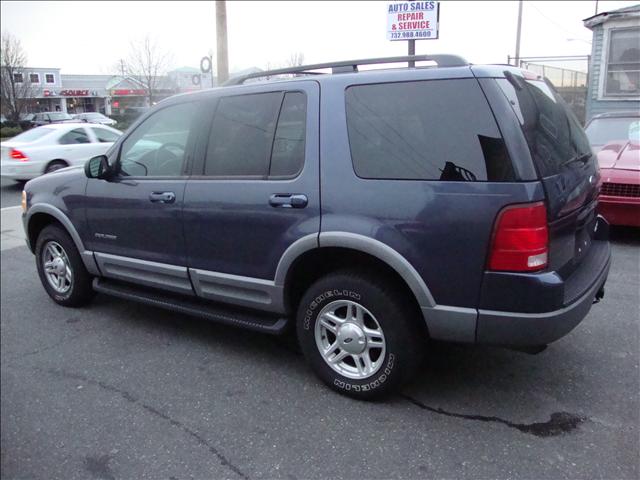 2002 Ford Explorer ESi