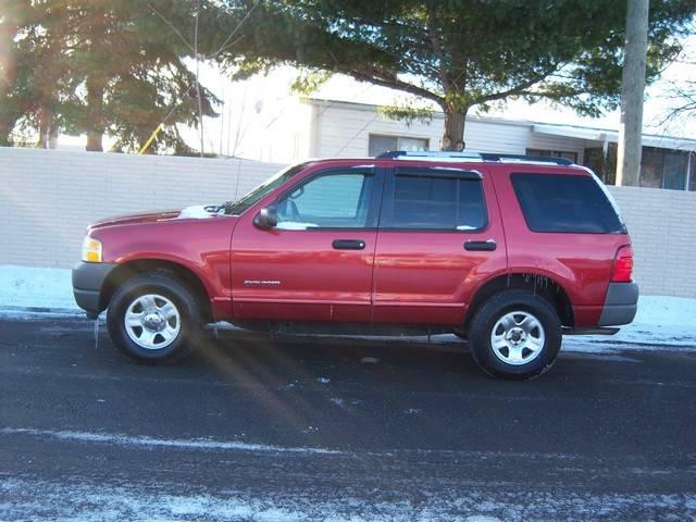 2002 Ford Explorer XLS