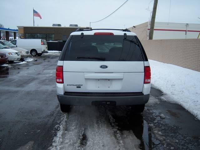 2002 Ford Explorer ESi