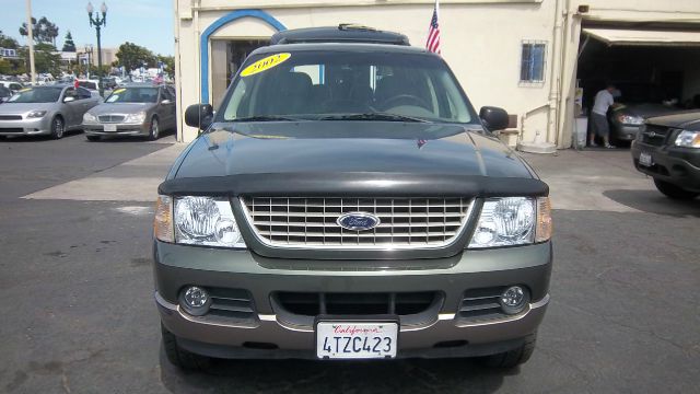 2002 Ford Explorer E320 - Extra Sharp