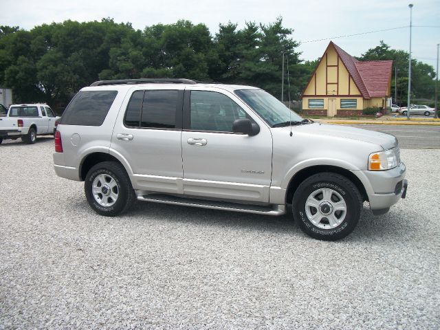 2002 Ford Explorer Super