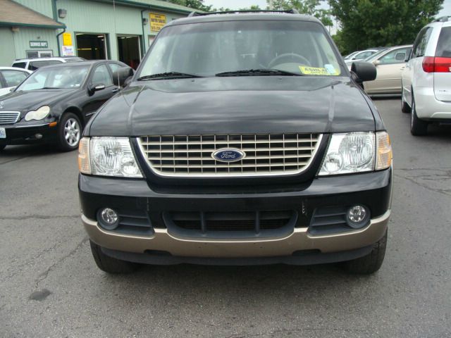 2002 Ford Explorer E320 - Extra Sharp