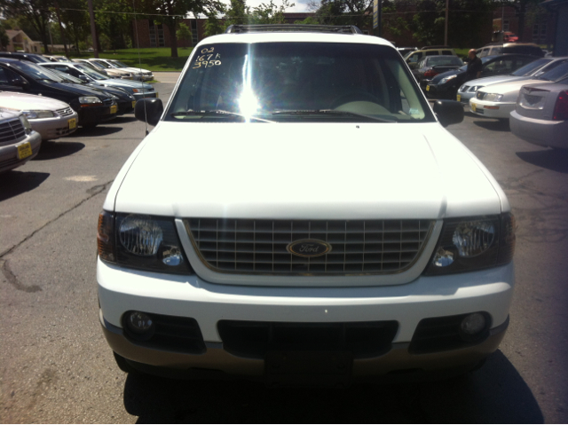 2002 Ford Explorer E320 - Extra Sharp