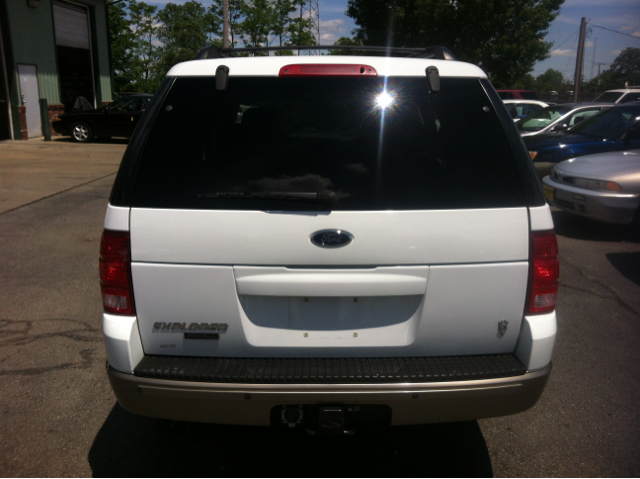 2002 Ford Explorer E320 - Extra Sharp