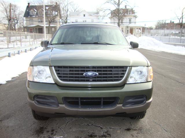 2002 Ford Explorer ESi