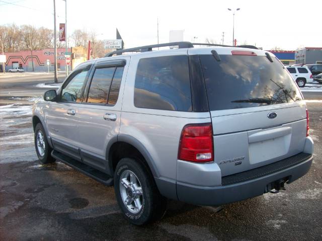 2002 Ford Explorer ESi