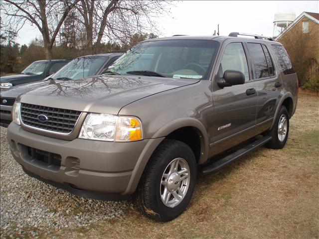 2002 Ford Explorer XLS