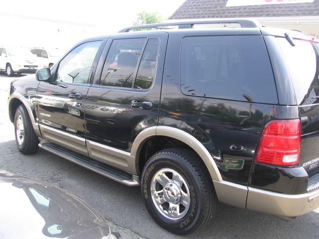 2002 Ford Explorer E320 - Extra Sharp