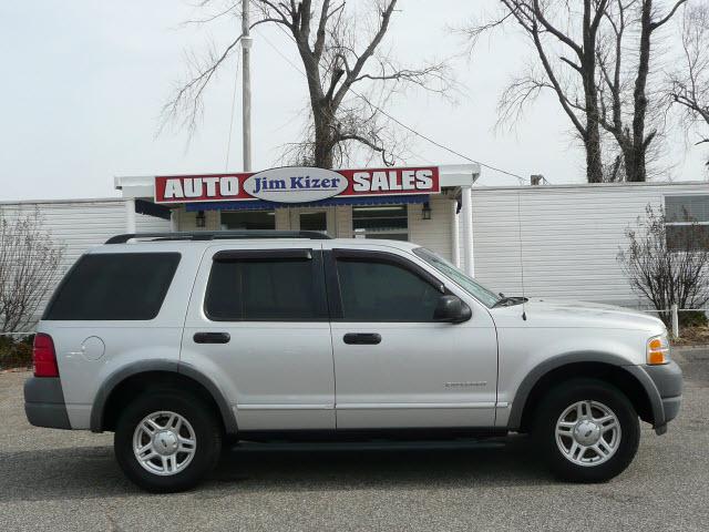 2002 Ford Explorer XLS