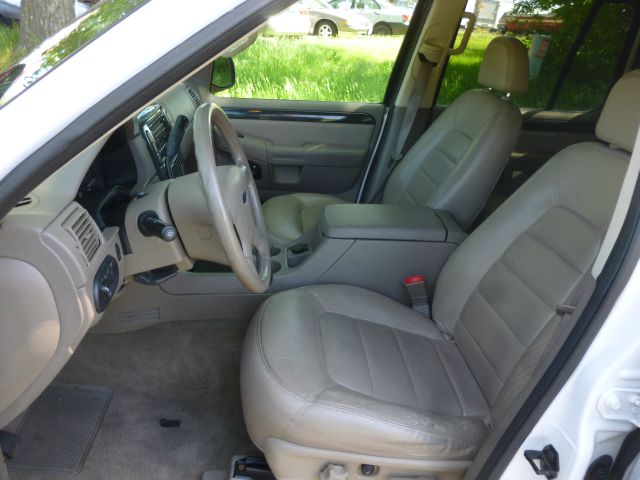 2002 Ford Explorer Super