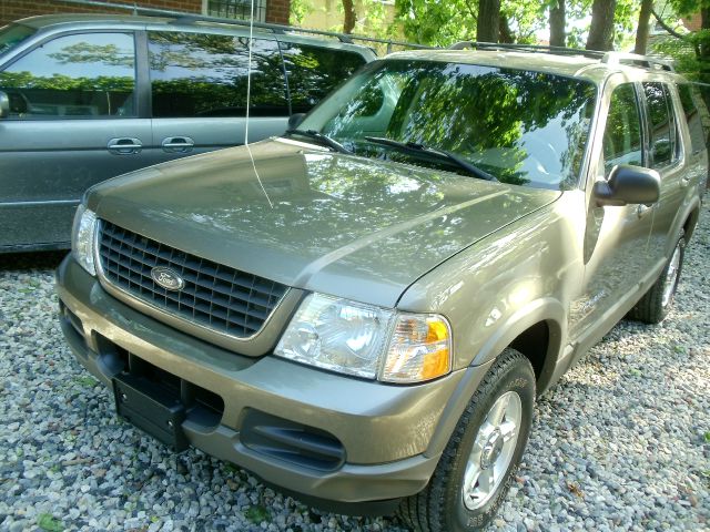 2002 Ford Explorer E320 - Extra Sharp