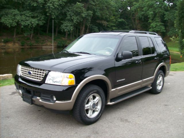 2002 Ford Explorer E320 - Extra Sharp