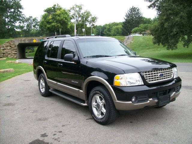 2002 Ford Explorer E320 - Extra Sharp