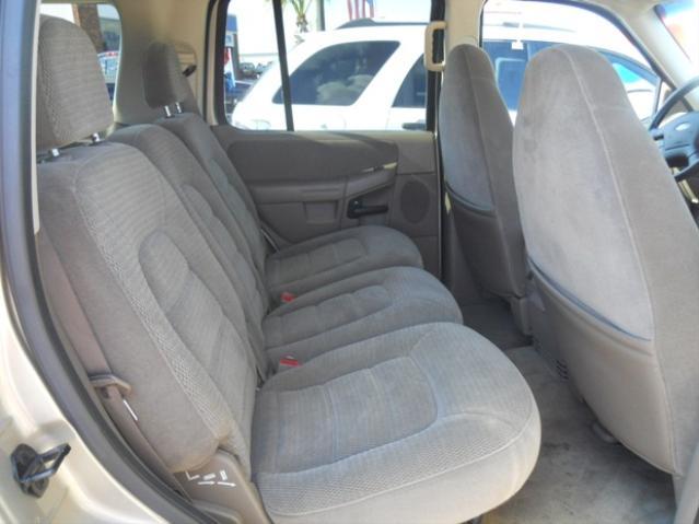 2002 Ford Explorer ESi