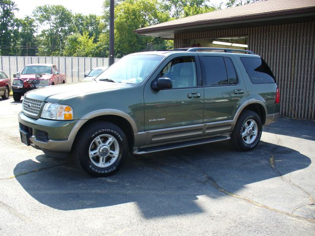 2002 Ford Explorer E320 - Extra Sharp