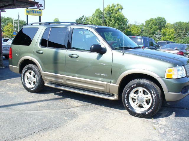 2002 Ford Explorer E320 - Extra Sharp