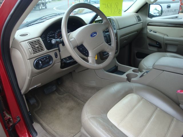 2002 Ford Explorer E320 - Extra Sharp