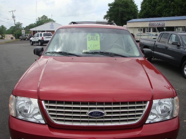 2002 Ford Explorer E320 - Extra Sharp