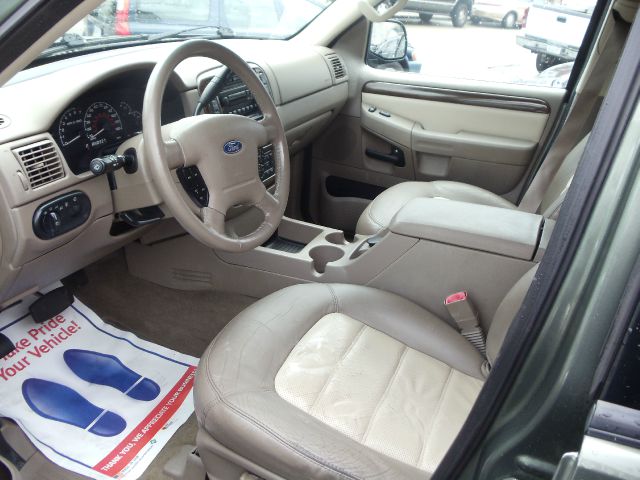 2002 Ford Explorer E320 - Extra Sharp