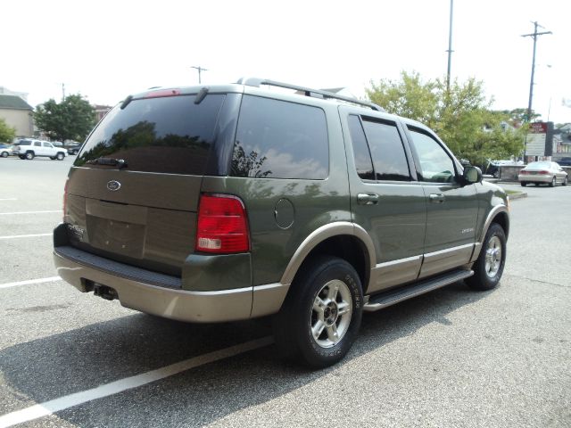 2002 Ford Explorer E320 - Extra Sharp