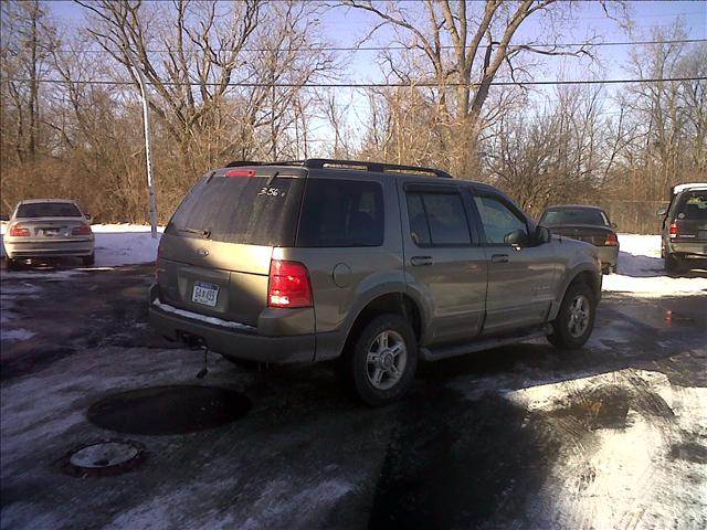 2002 Ford Explorer ESi