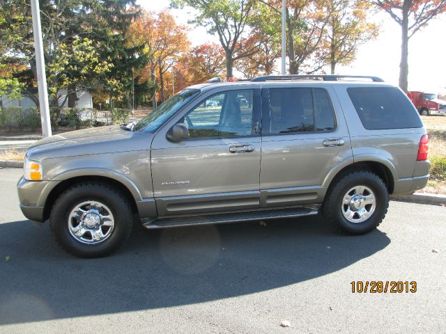 2002 Ford Explorer Super