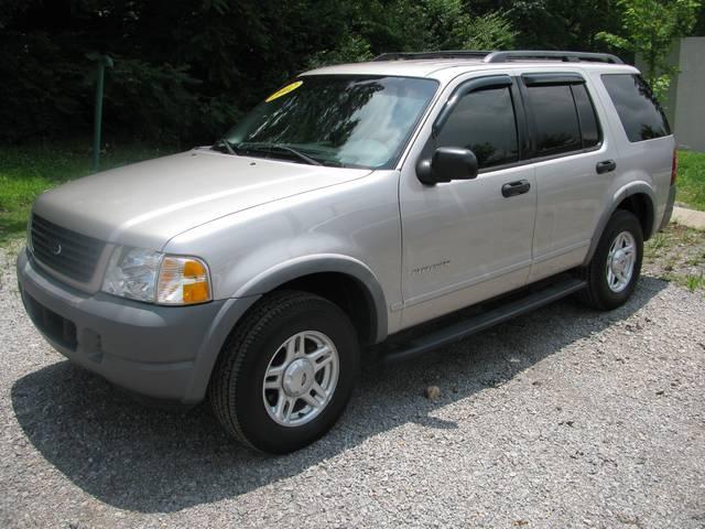 2002 Ford Explorer XLS