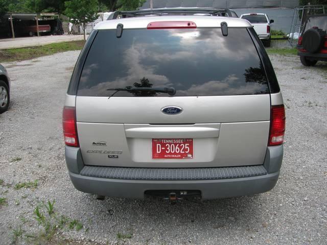 2002 Ford Explorer XLS