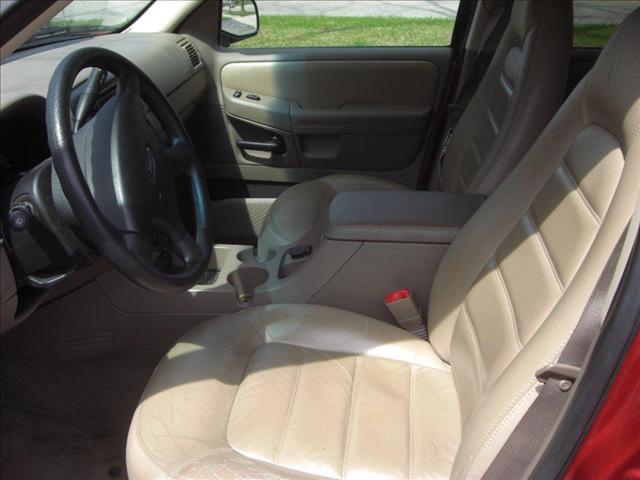 2002 Ford Explorer ESi