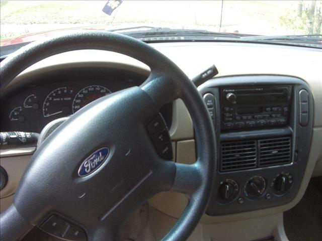 2002 Ford Explorer ESi