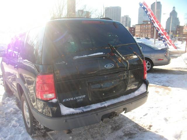 2002 Ford Explorer ESi