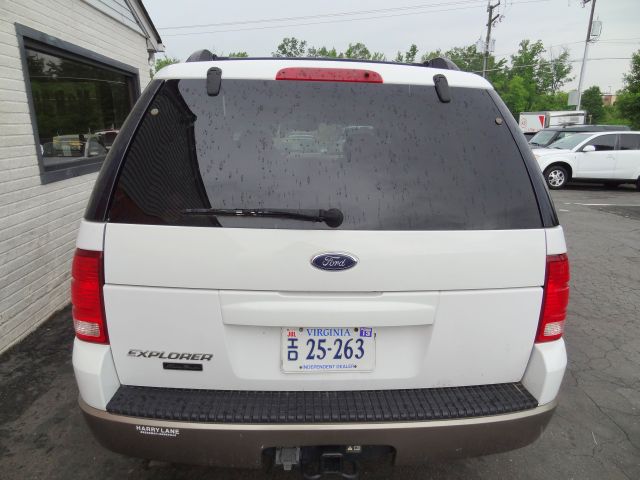 2002 Ford Explorer E320 - Extra Sharp