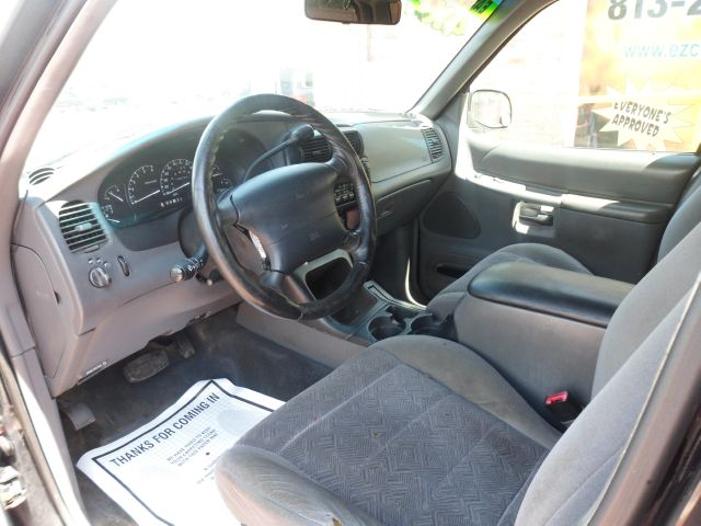 2002 Ford Explorer SL 4x4 Regular Cab