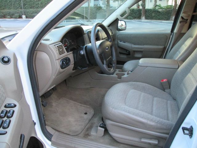 2003 Ford Explorer LT CREW 25