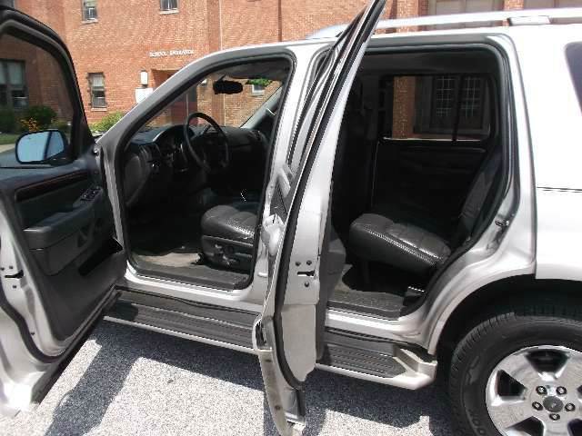 2003 Ford Explorer VUE FWD VTI AUTO