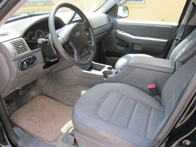 2003 Ford Explorer 2500 4WD